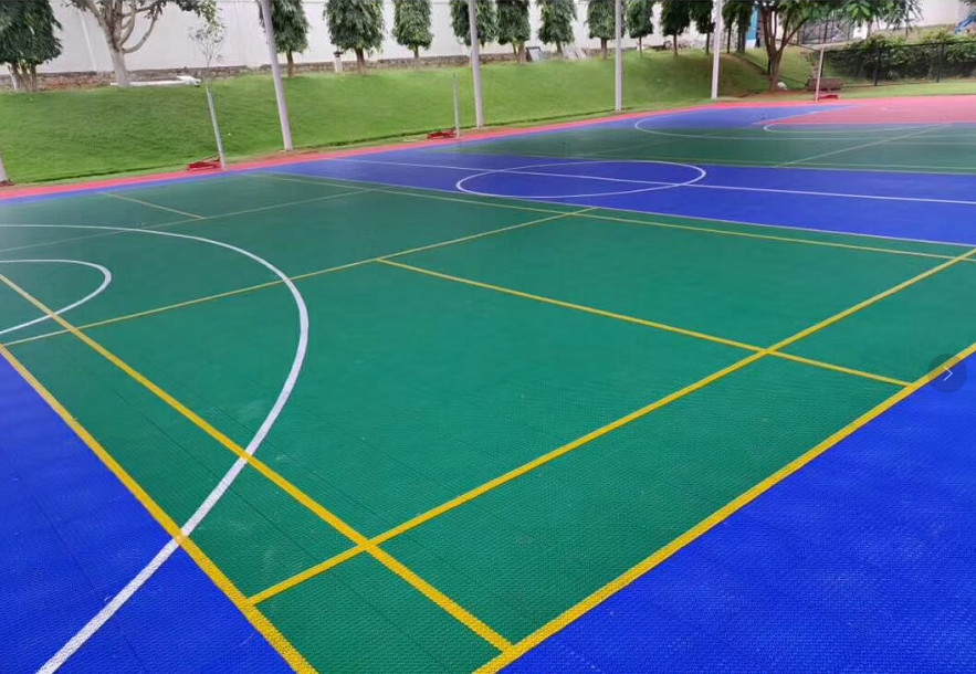 Waterproof Interlocking Sports Tiles Portable Basketball Sport Court Material