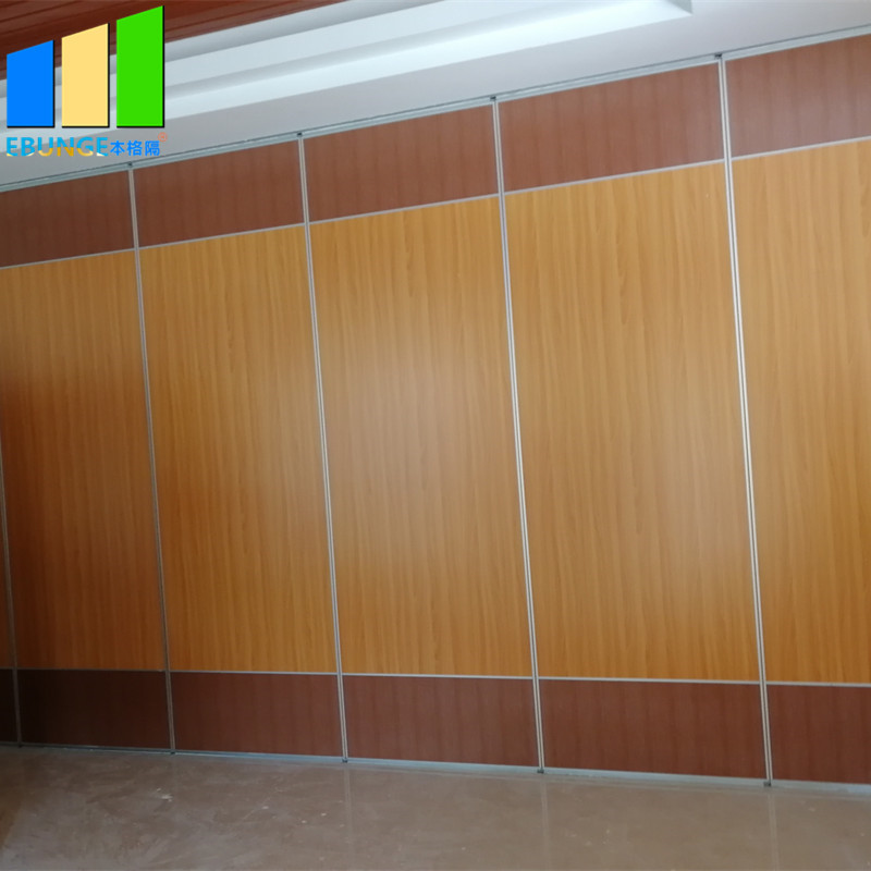 Folding Moving Wooden Door Removable Sound Proof Partition Wall For Church / Hospital