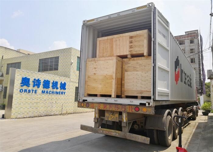 Flexible Blue And White Mold Temperature Controller With Heat Transfer Oil And 1-5 HP Power