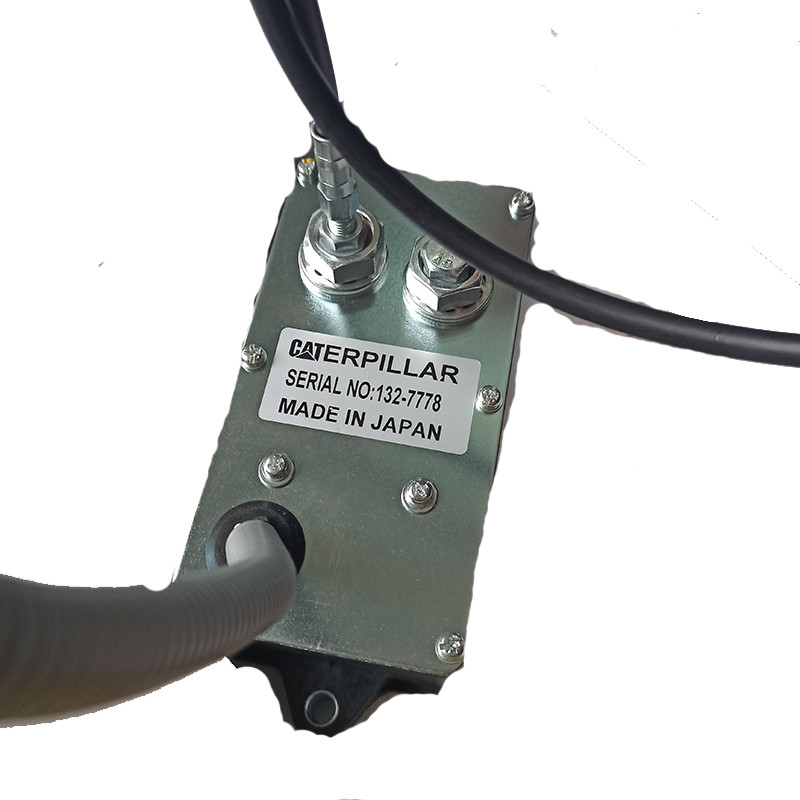 CATERPILLAR E320b E325b With Throttlr Motor 132-7778 247-5232 247-5235 106-0126
