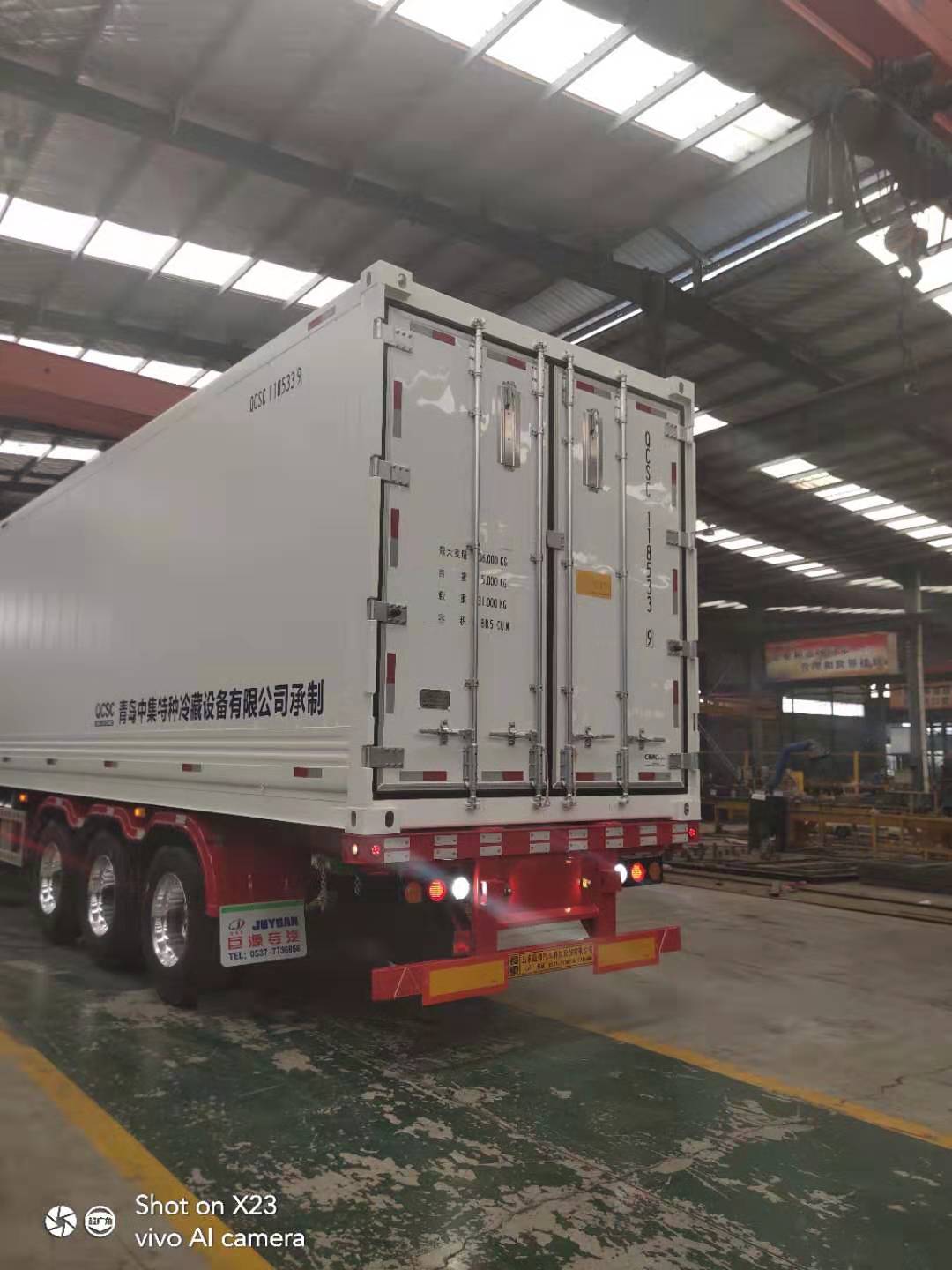 Truck Trailer 3 Axle Cargo Gooseneck 20ft 40ft Container Chassis Skeleton Semi-Trailer