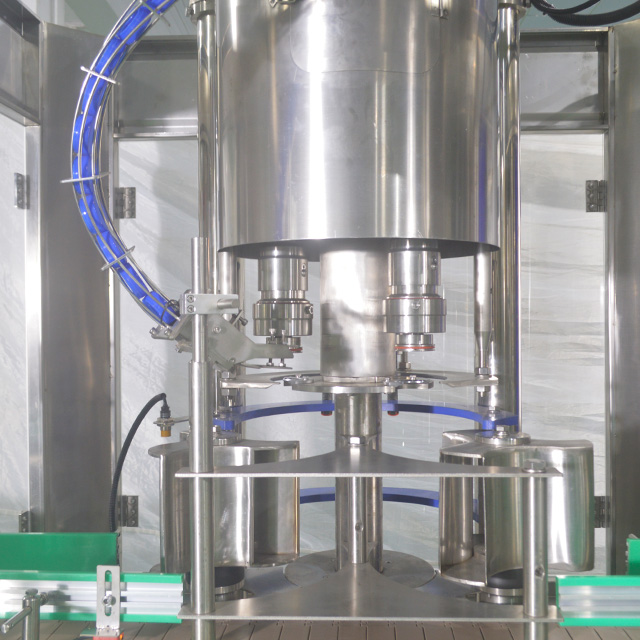 3-head Gear Pump Oil Filling Machine for Sealing Labeling and Packing Production Line