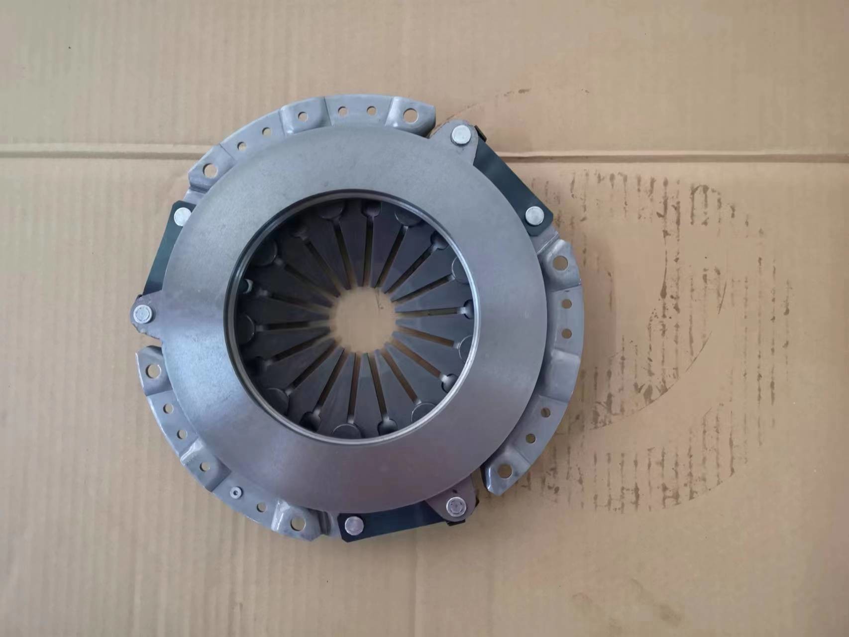 ISC801 240mm 4JB1 Clutch Cover 5312200220 NHR NKR 8942591321 Light Truck Engine Clutch Plate No Turbo