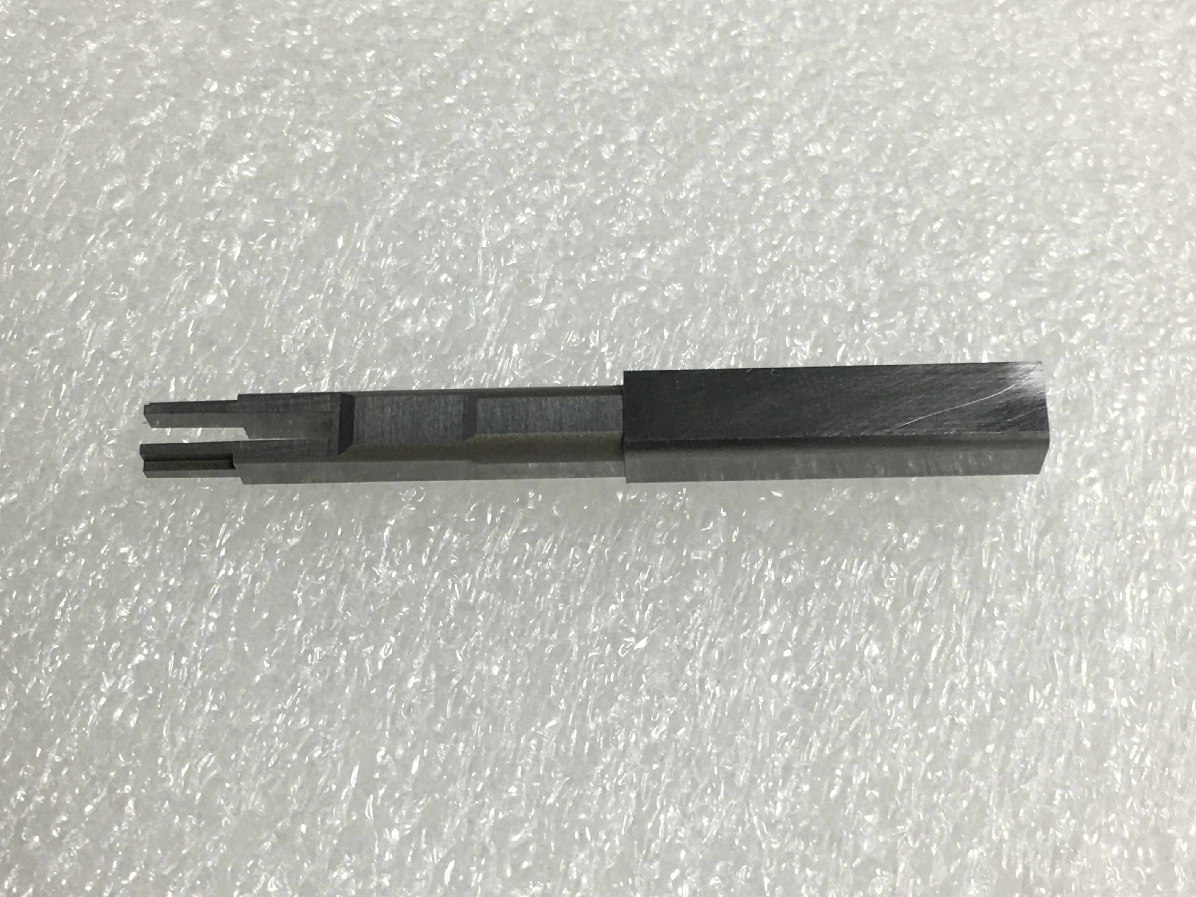 Plastic Mold Components SKD61 Mold Spare Parts Fine Grinding & EDM