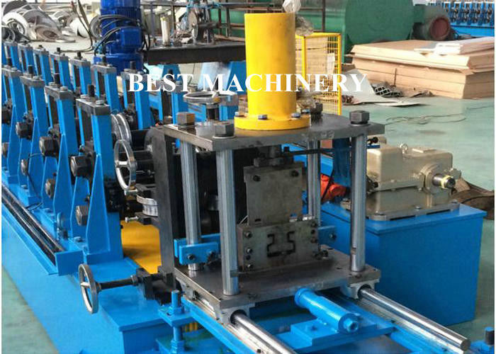 Storage warehouse Rack Roll Forming Machine With Punching Device Shelf Rack