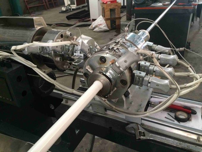 Warehouse logistics ABS PP lean pipe machine for coating plastic on steel pipe
