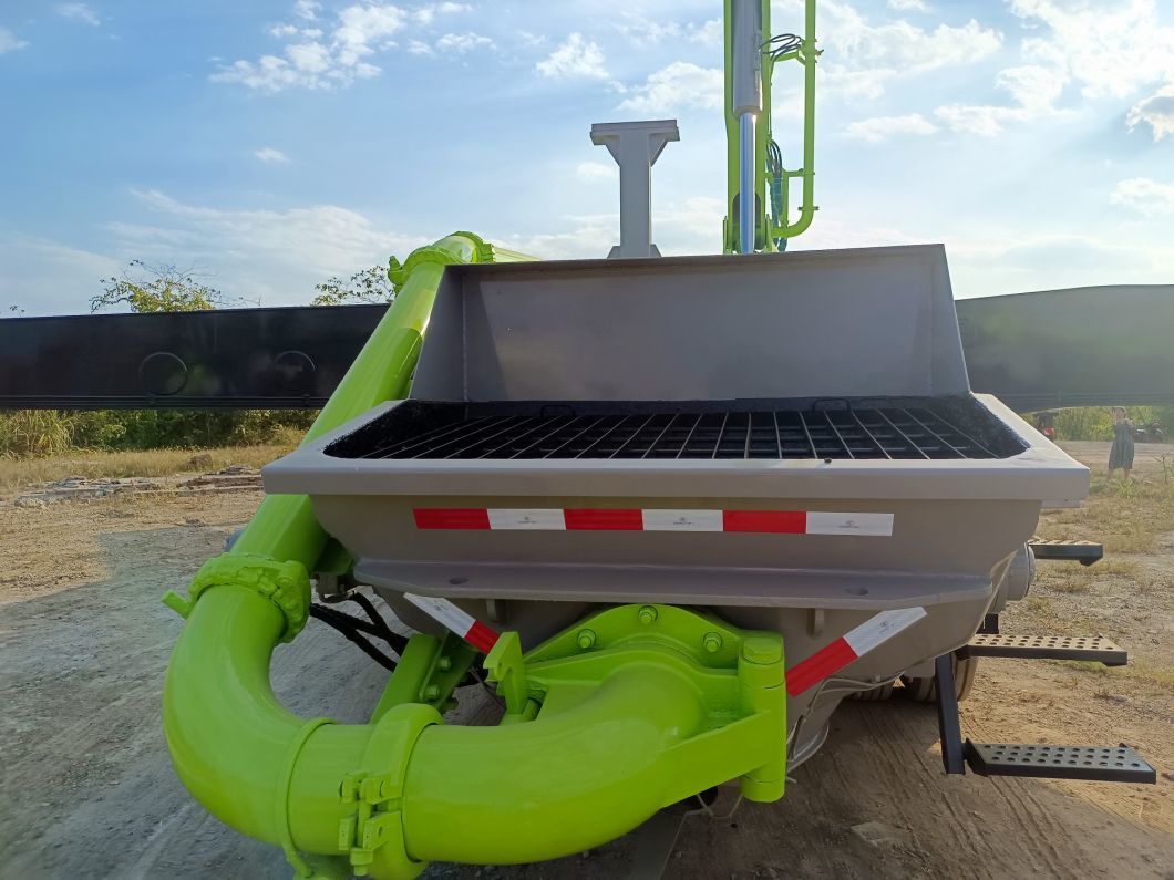 Cpbrothers Stock 2013 Top Renovated Condition Zoomlion 56m Truck Pump Concrete Pump Concrete Mixer for Sale at Low Price