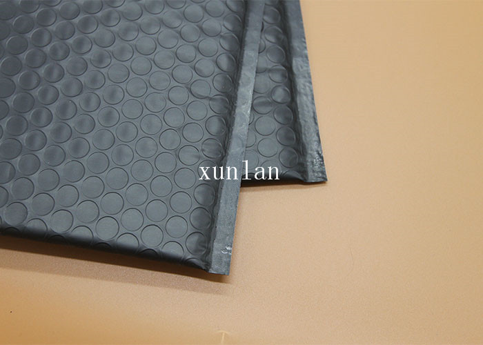 Tear Resistant Metallic Bubble Envelopes Any Size Offset Printing Black