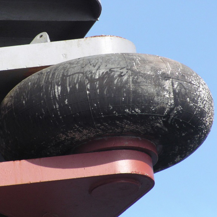 Cushion Roller Rubber Fenders Marine Tug Boat Shipyard Dock Port Edge Fender