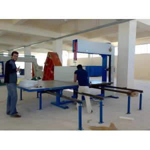 Precision Vertical Foam Cutting Machine Square Foam Block Manual Cutter with PLC