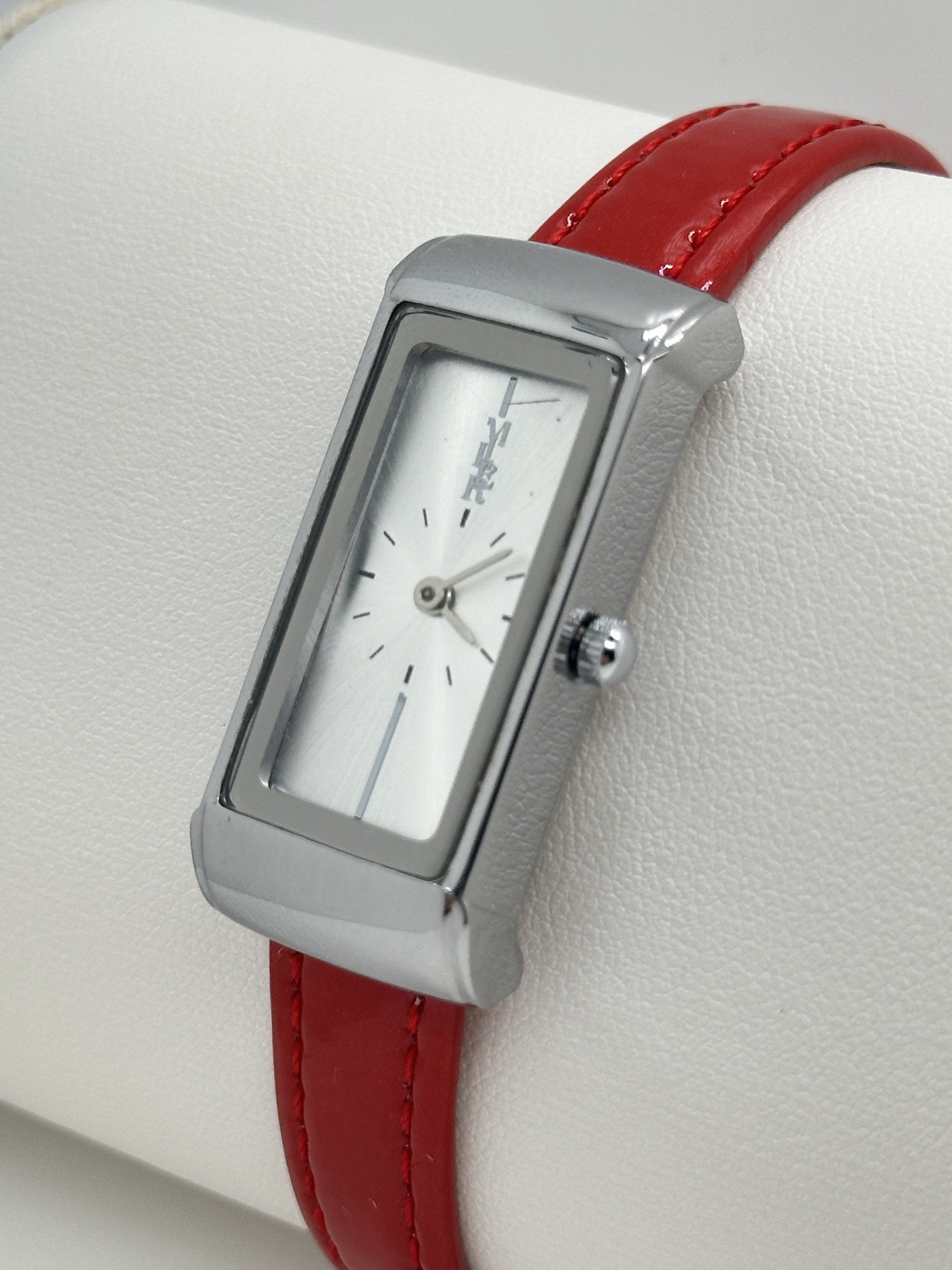 Fashion Genuine Leather Water Resistant Wrist Watch Single Dial Wrist Quartz Watch