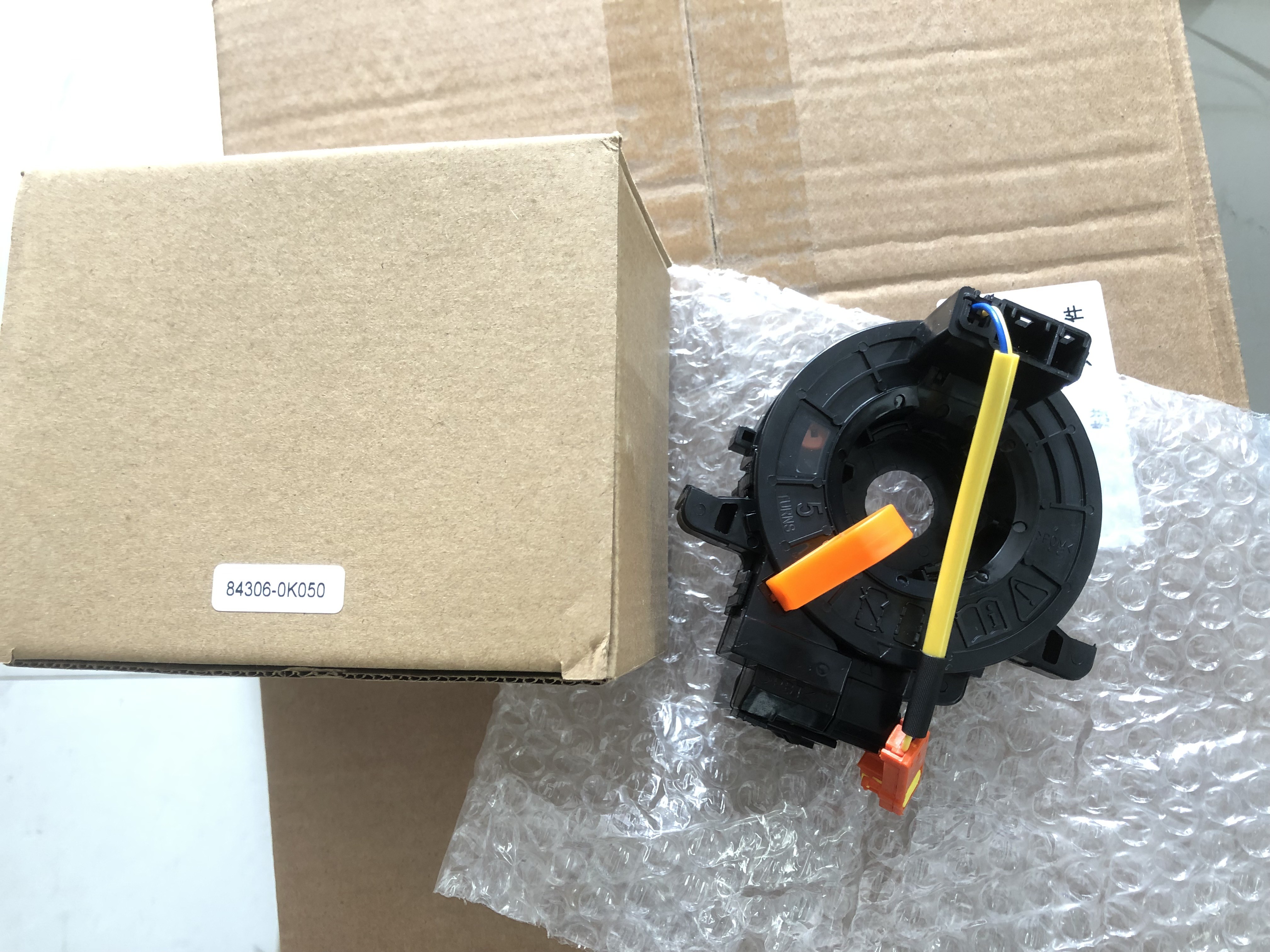 OEM 84306-0K050 84306-0K051 SPIRAL CABLE CLOCK SPRING FOR TOYOTA CAMRY SALOON