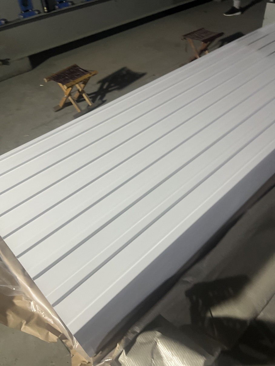 IBR Chromadeck Thermal Insulation Panels PPGL AZ150 Polar White Cold Room Panels