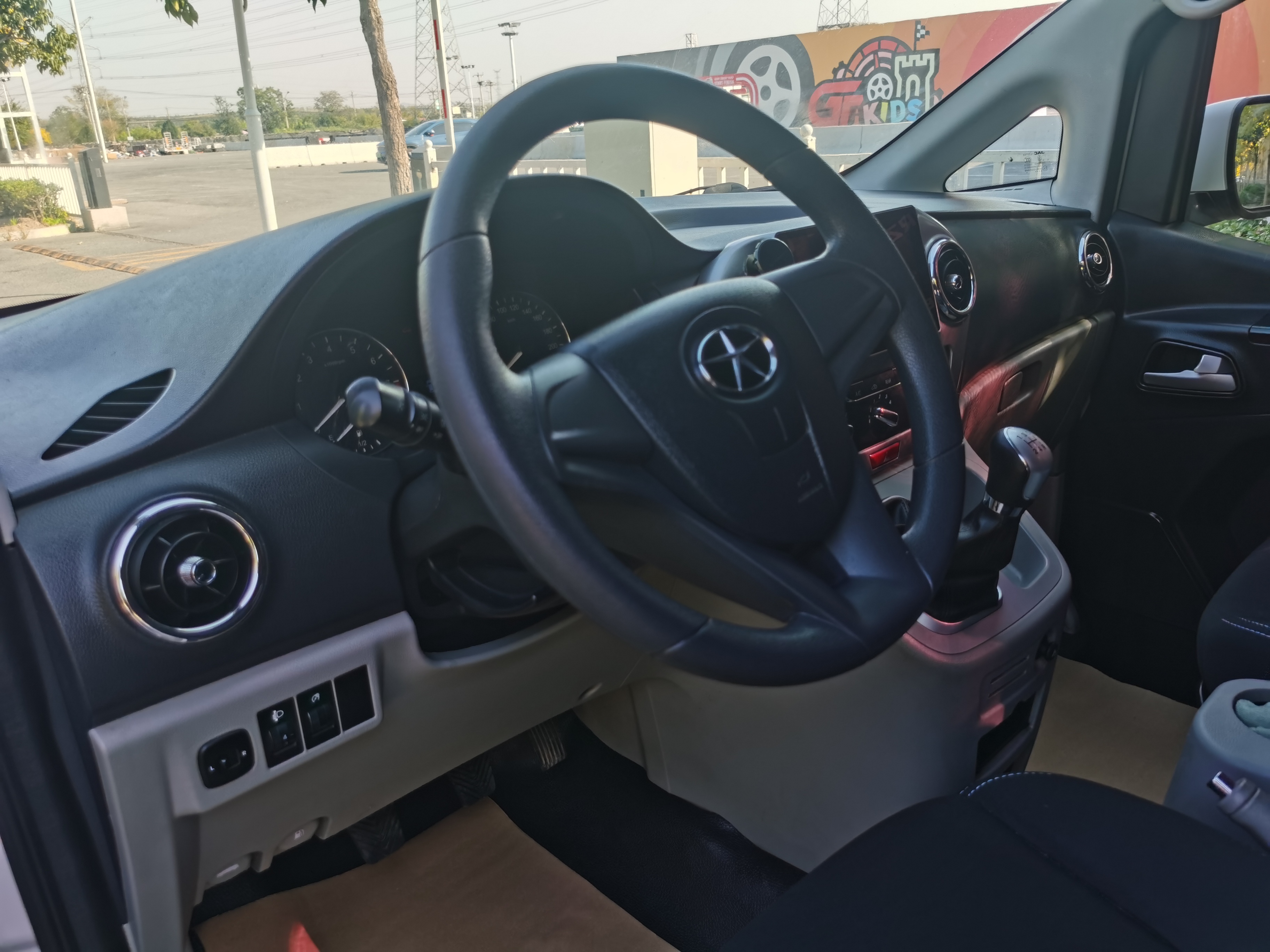 JAC Ruifeng M3 The Perfect Combination of Affordability and for Your Business Needs