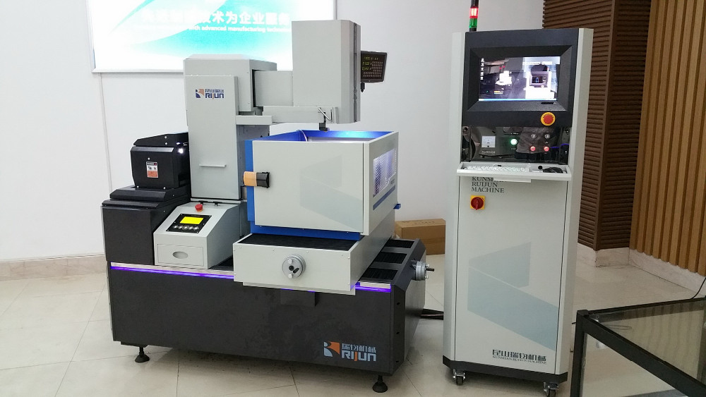 2018 FR series edm wire cutting machine
