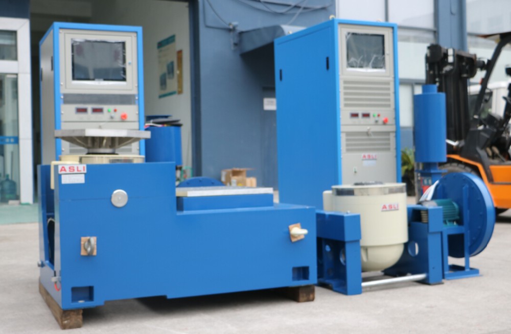 ISTA 1A ,IEC and GJB 150.25 Standards 300kg.F Shaker Table Vibration Testing Machine For Laboratory