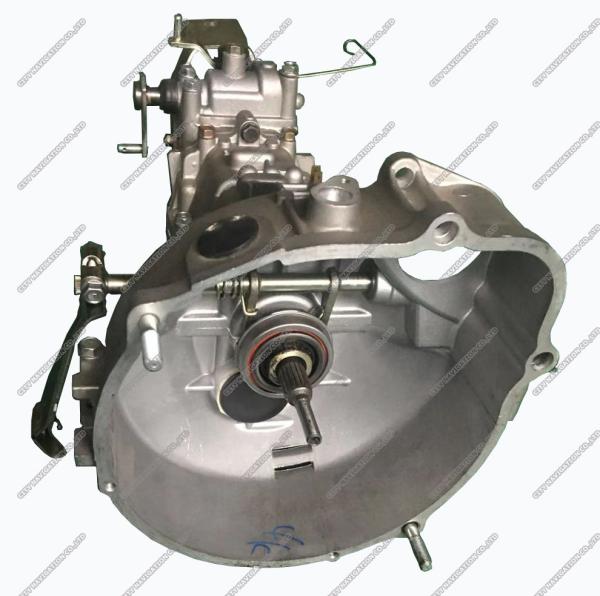Aluminum and Steel 5MT Light Truck Manual Transmission Gearbox Assembly for FAW