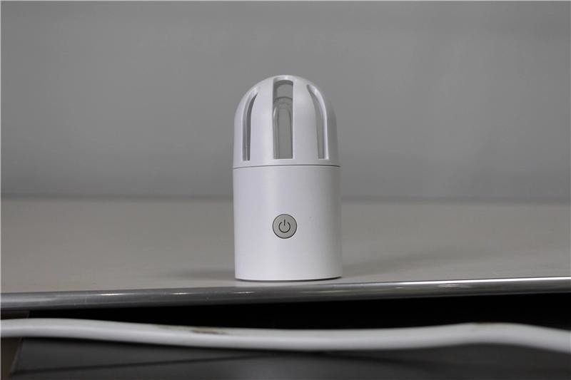Vehicle Mounted UV Sterilizer Lamp Germicidal Disinfector Device