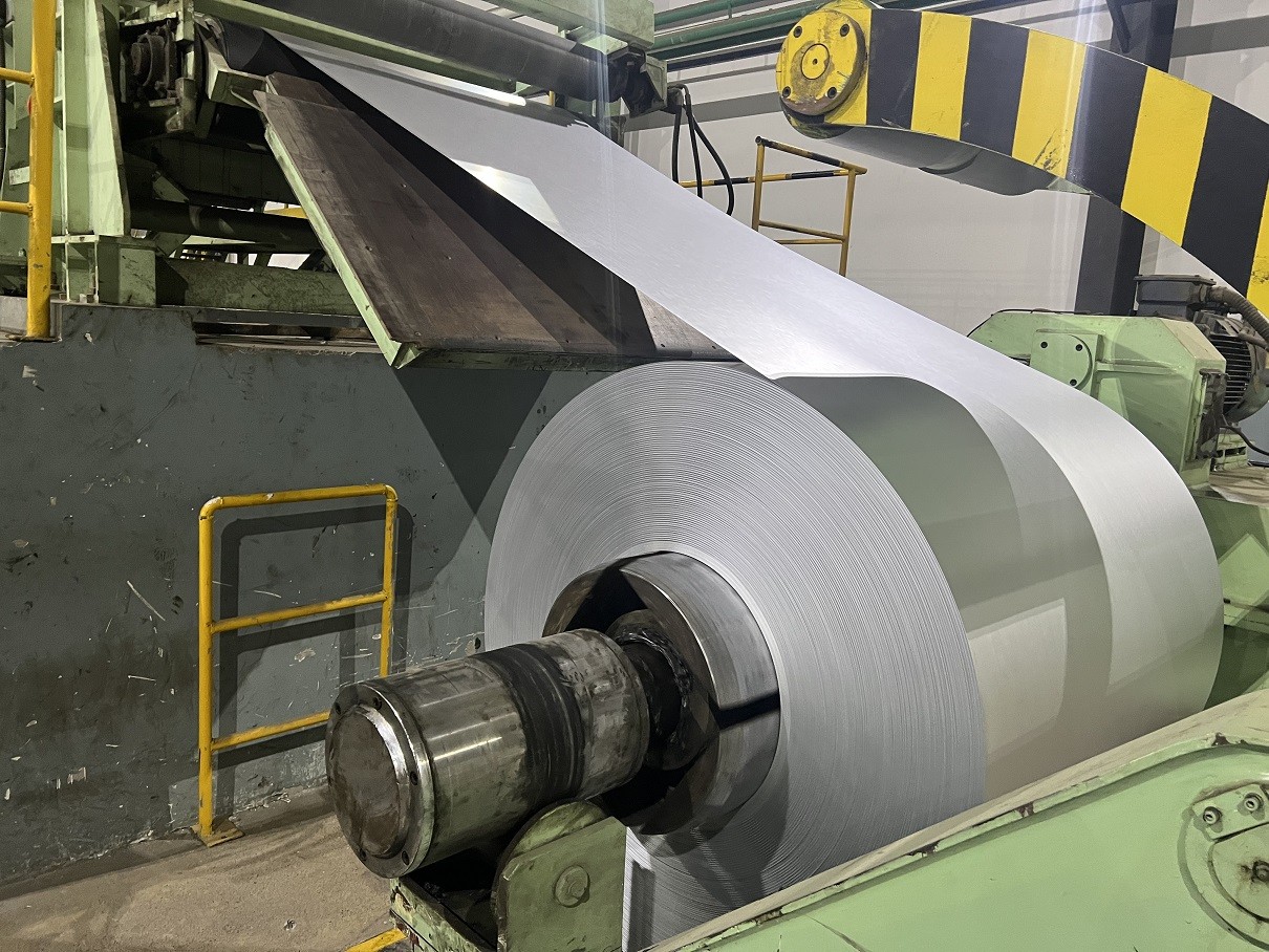 0.42*940 GL AZ150 AFP Galvalume Steel Aluzinc Steel Coil G550 Corrugated Sheet Panels Roof Tiles Structural Steel AS1397