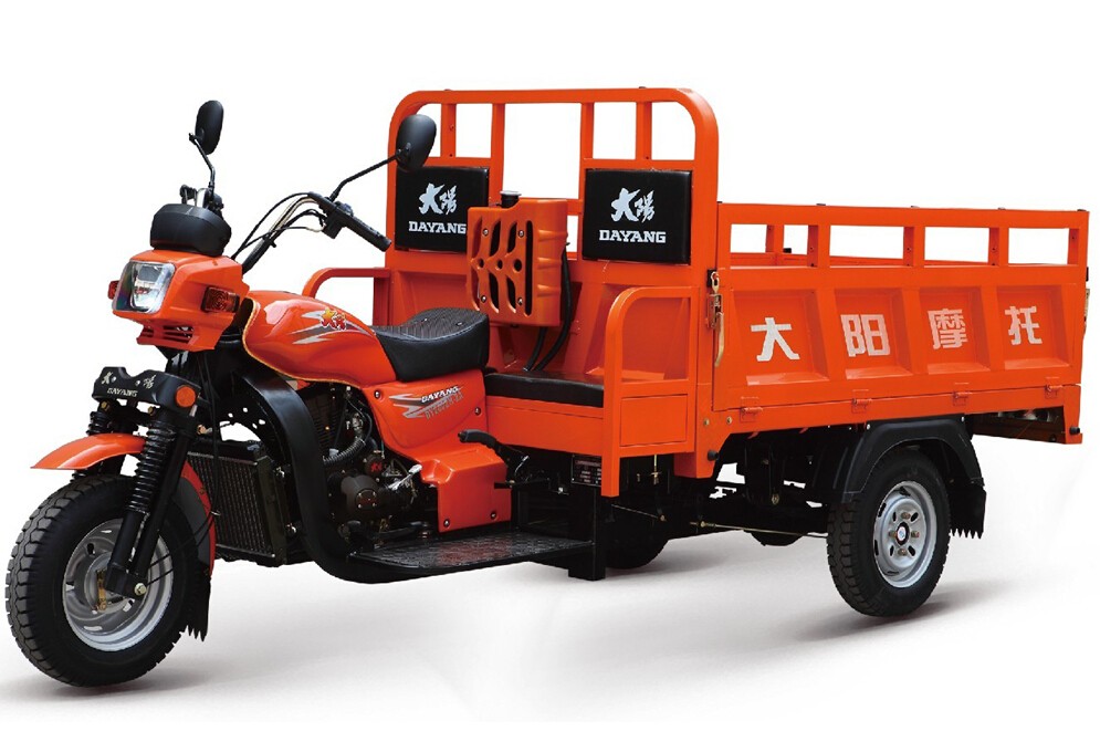 Motorized Tricycle 300CC Carga Triciclo Cargo Red Driving Type Motorized Closed 250cc