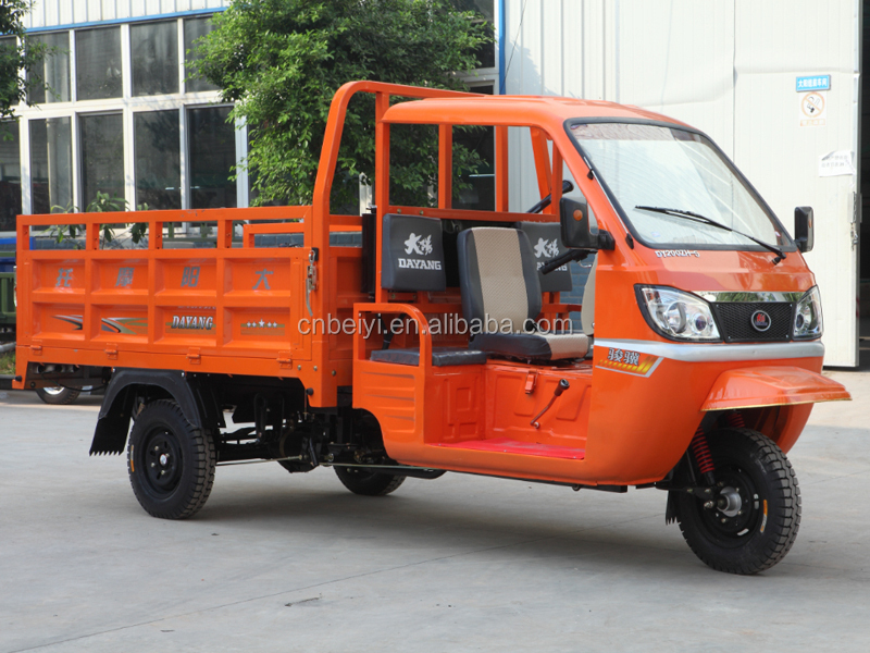 Adult Cargo Tricycle with CE Motorized 201 250cc Closed 2000mm*1300mm 4.50-12 1200kg 800W CN CHO