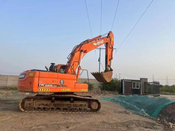 The Doosan Excavator Used By The Original Doosan DX225LC Excavator In South