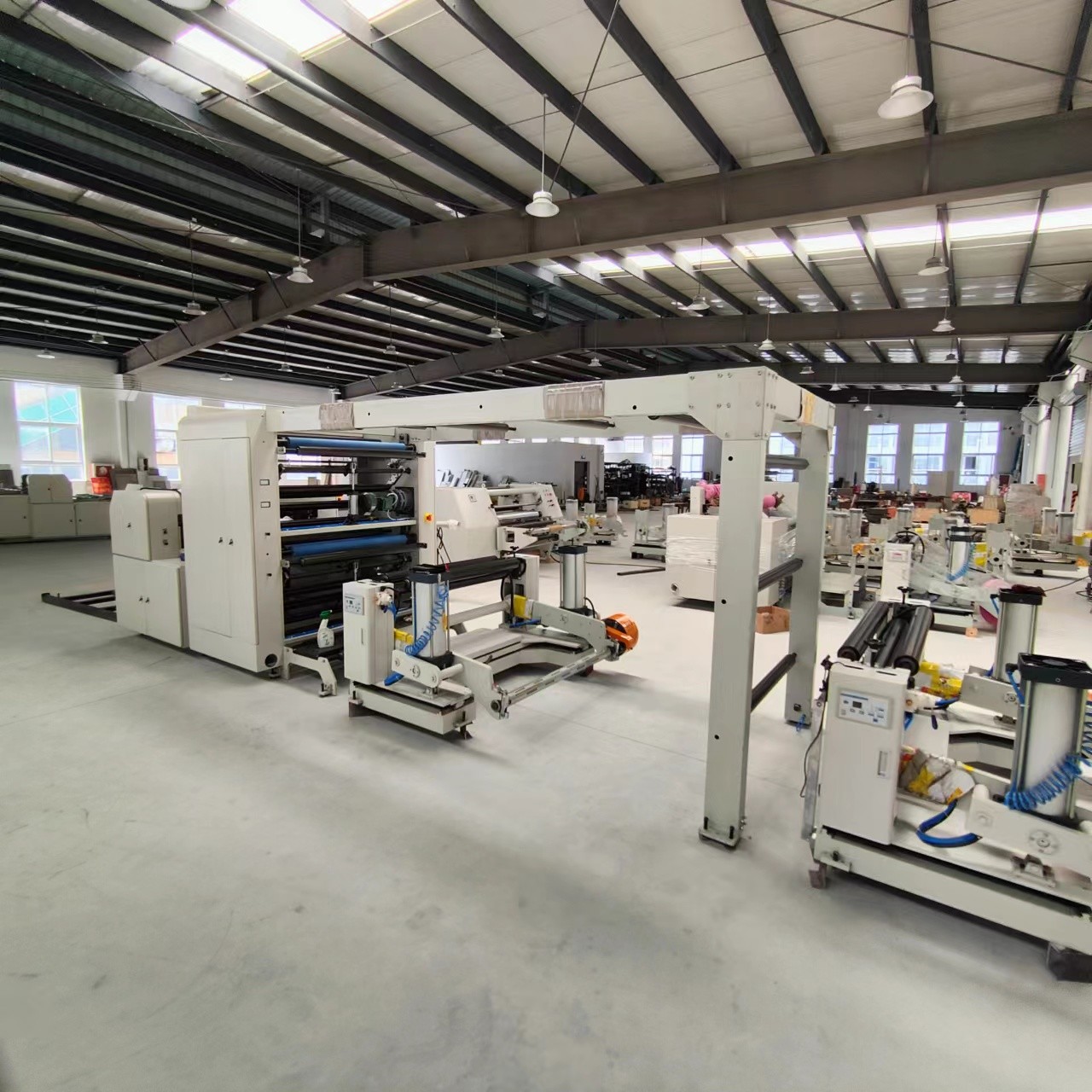 Three Servo Fully Automatic Slitting Machine For 45-450g Paper High Speed