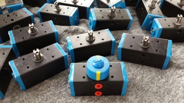 GT32 mini size air torque rack and pinion pneumatic rotary actuator control