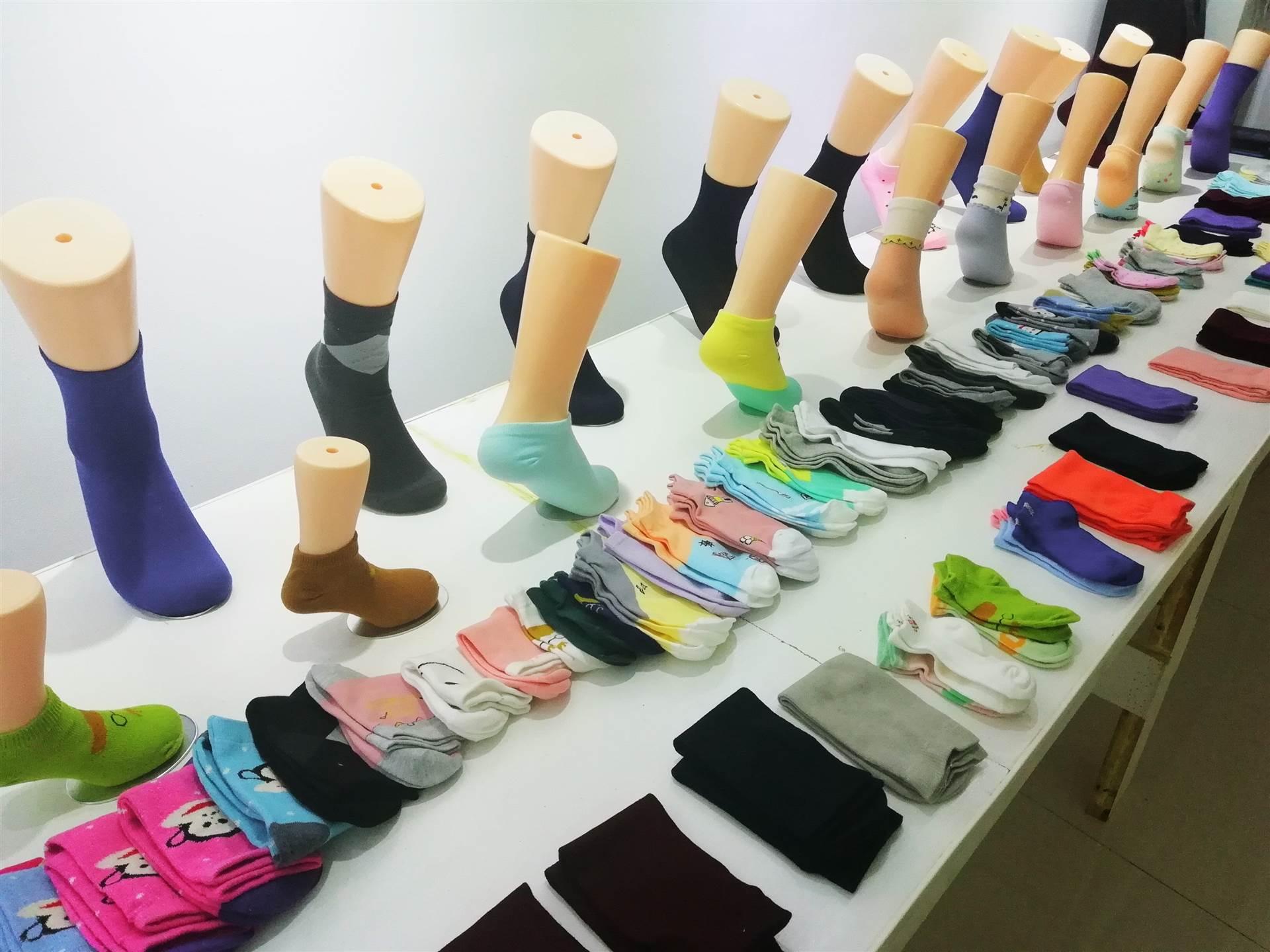 OEM Football Socks Men's Thick Sports Tube Dispenser for Soccer Basketball