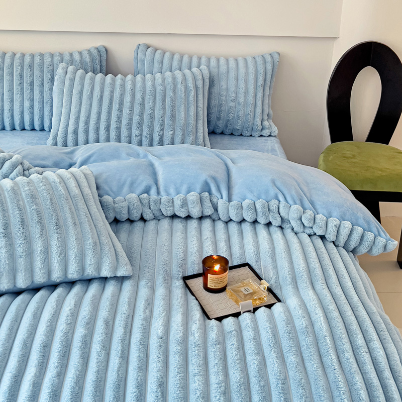 Polyester Filling Hot Rabbit Faux Fur Fluffy Plush Warm Duvet Cover Set for 2.0m Bed