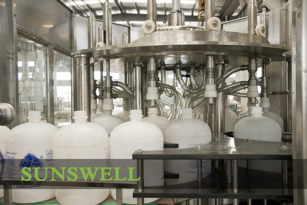 3.8kw 5 Gallon Water Filling Machine / Line FOR liquid bottle