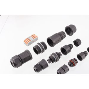 IP67 Waterproof Electrical Connector For Cable Connections 1500V Withstand