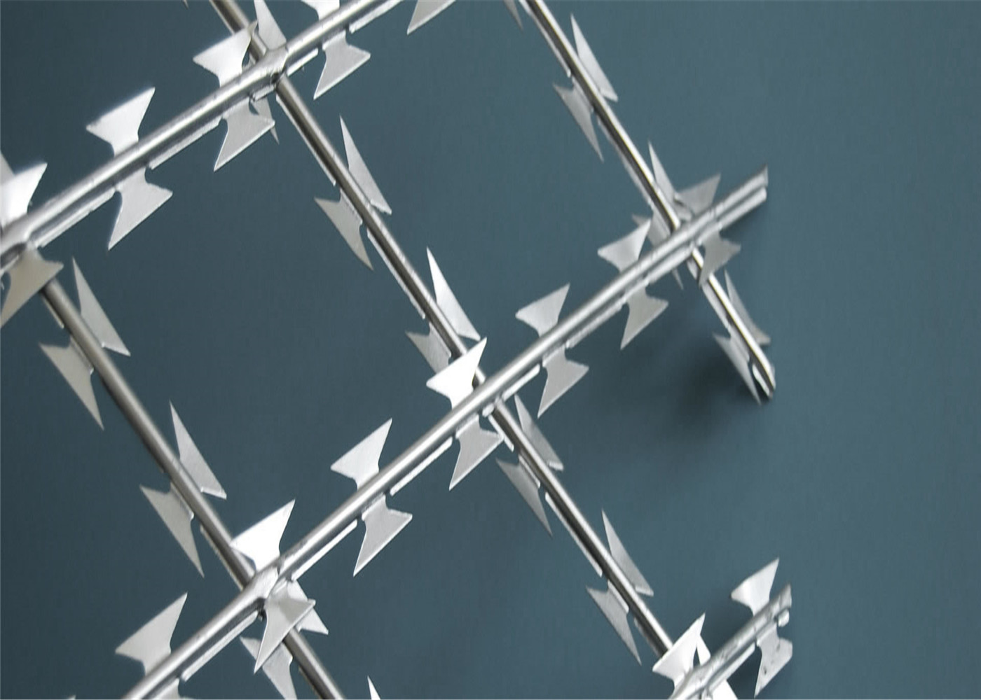 Welded razor wire mesh Security fence
