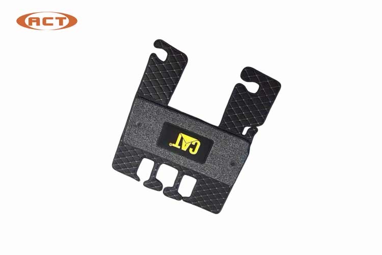 E320C Excavator Spare Parts Interior Cabin Rubber Floor Mat 12 Months Warranty