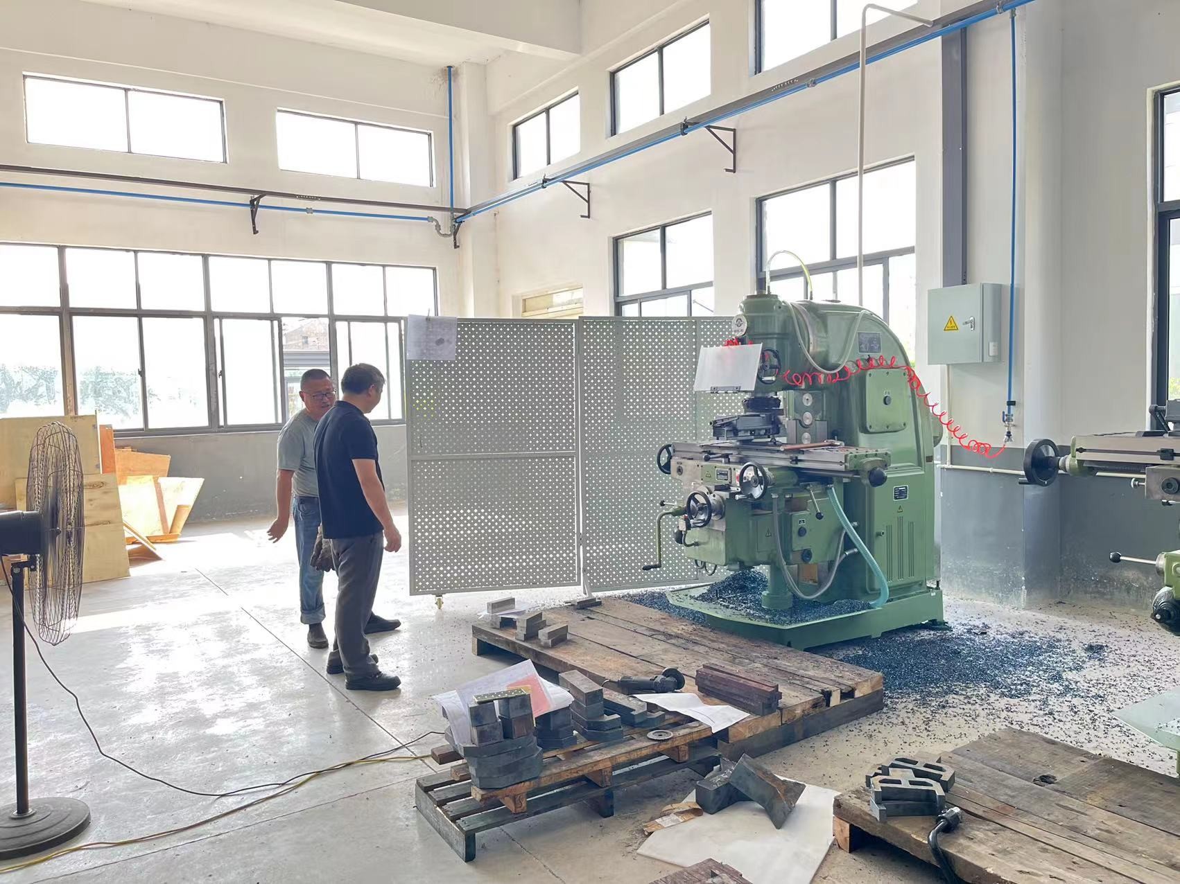 230mm Stroke Pneumatic Laser Chuck For Laser Tube Cutting Equipment