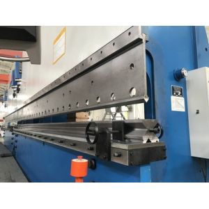  Tandem Press Brake with Back Gauge Accuracy 0.02 Mm Throat Depth 200mm to 1600 Mm and Table Width 200 to 800 Mm Manufactures