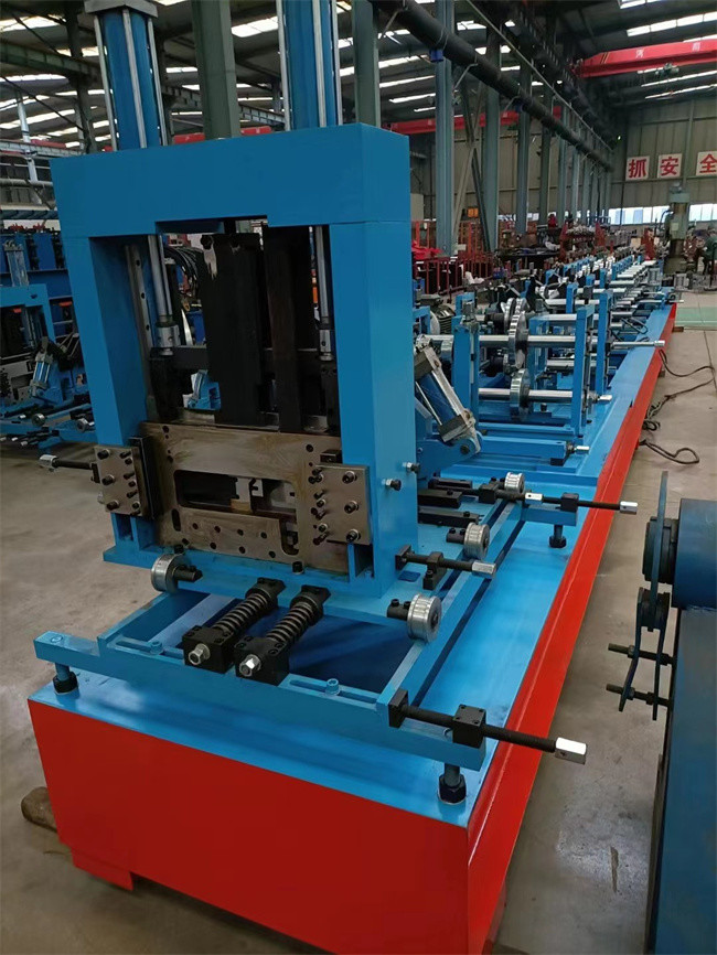 30m/Min CZ Purlin Roll Forming Machine For Steel Construction Roof Wall