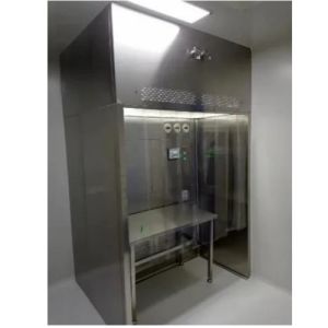 China 2000mm × 1800mm × 2570mm Dispensing Booth featuring H13 F6 G3 Filtration Step and F8.H13 Filters on sale