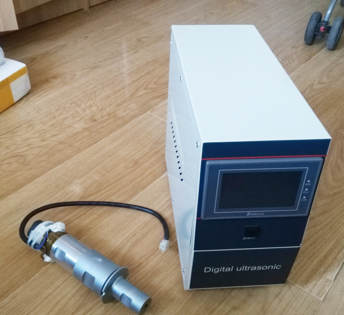 Ultra High Frequency Ultrasonic Welding Equipment With High Power Transducer