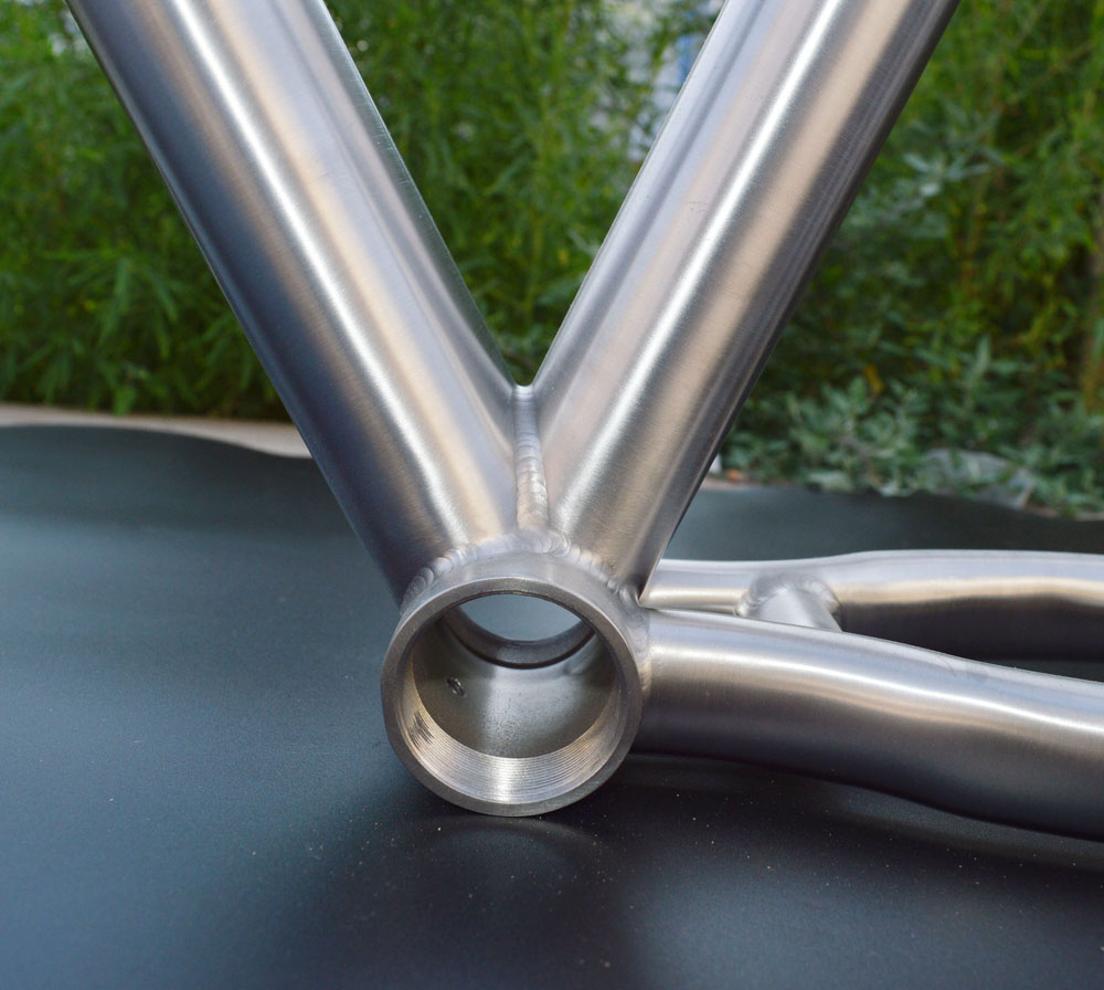 Customized Stainless Steel Structure Parts Bending Welding and Punching Professionals