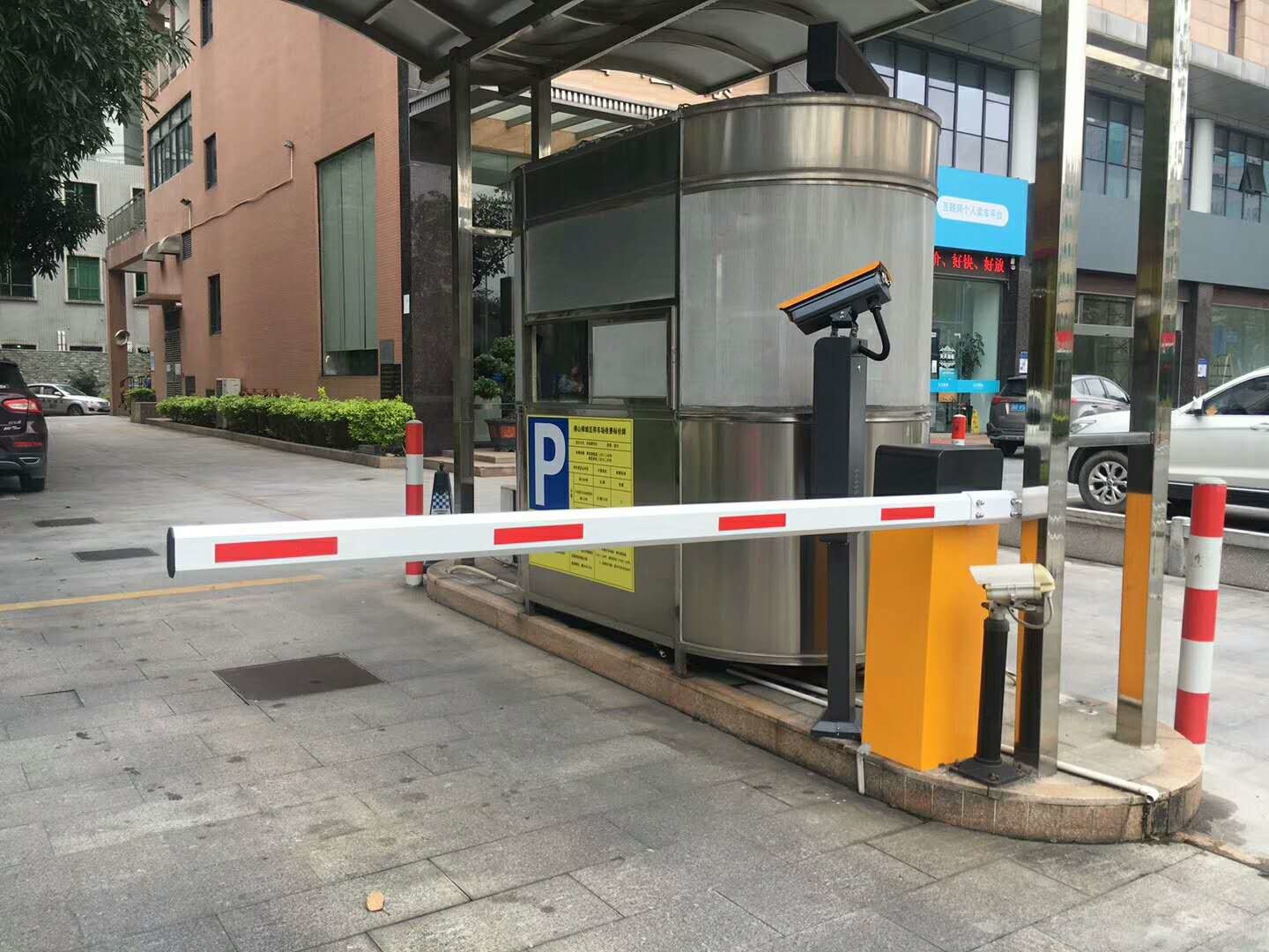 High Speed 4.5m Boom Traffic Barrier Gate Number Plate Recognition