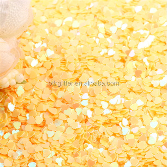 Thousand Choices Offered Sequins 3mm Peach Heart Shape Mixed Glitter PVC Material for Artware