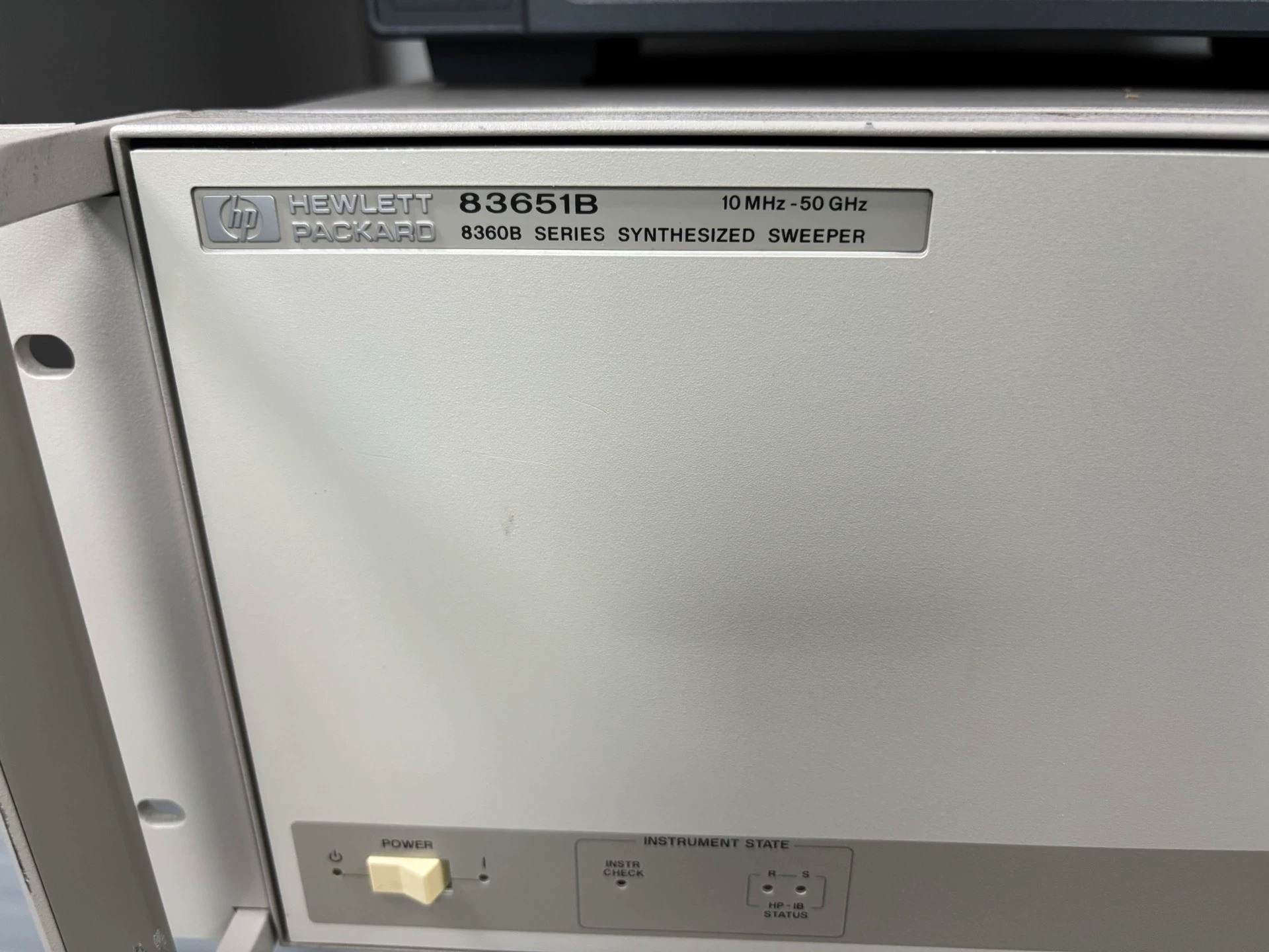 Agilent 83651B RF Signal Generator 2 GHz – 50 GHz High Purity Synthesized Swept