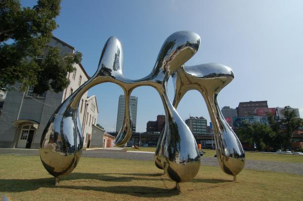 Custom Size Stainless Steel Garden Statues For City Decoration OEM / ODM