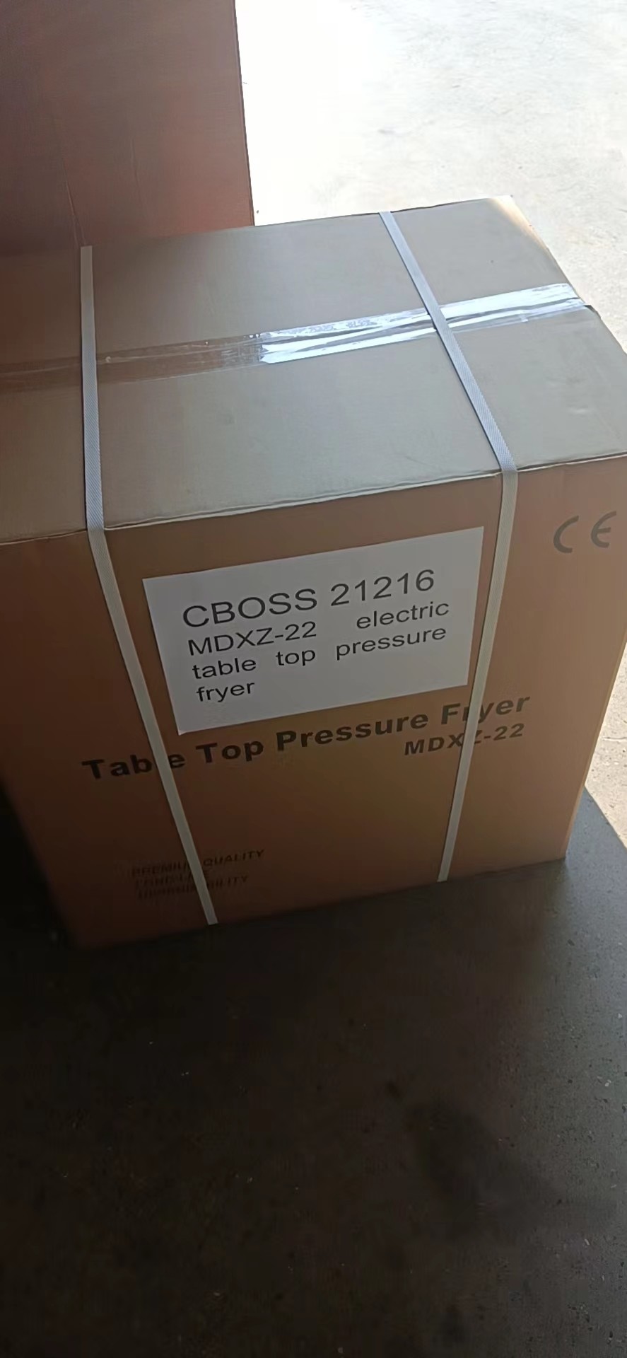 Digital Panel 22L 3.5KW 220V Chicken Express Table Top Counter Top Pressure Fryer