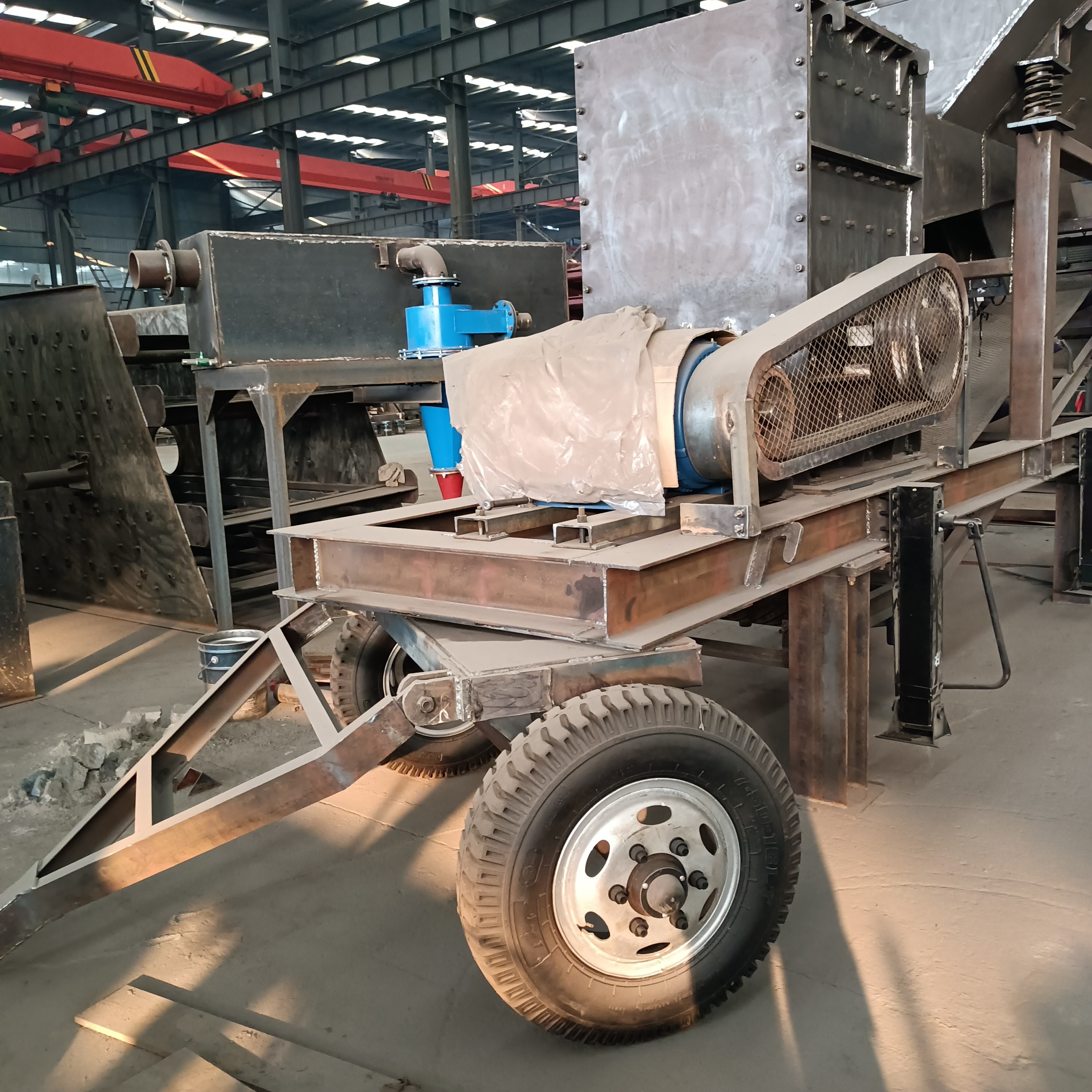 Mobile Stone Crushing Line Diesel Engine Hammer Box Crusher
