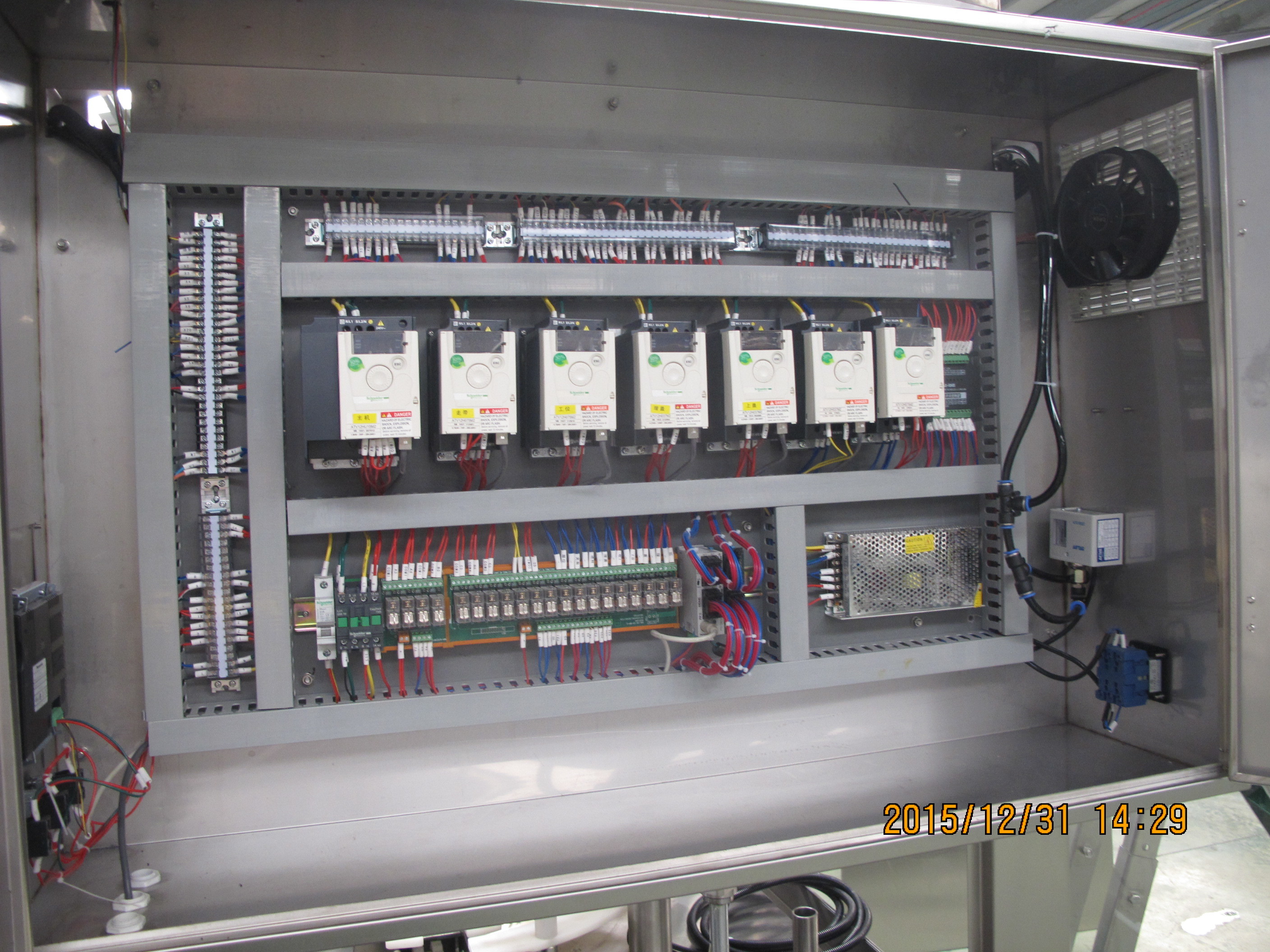 Automatic Monoblock Filler Capper Machine Linear Rotary Filling And Capping Machine