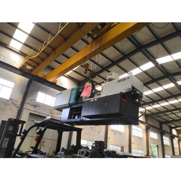 Quality Haijiang 180tons high pressure injection molding machine with servo for sale