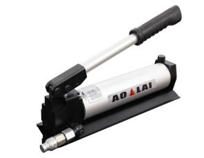  Portable Emergency Rescue Equipment Hydraulic Hand Pump with powerful capacity Manufactures
