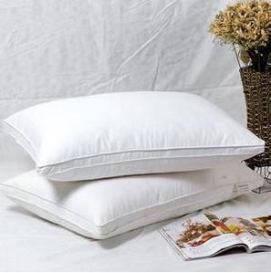 China Duck Feather and Down Filling Down Feather Pillow Luxurious and Hypoallergenic on sale